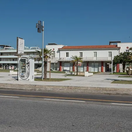 Casa Boss Tirrenia Stella Maris *